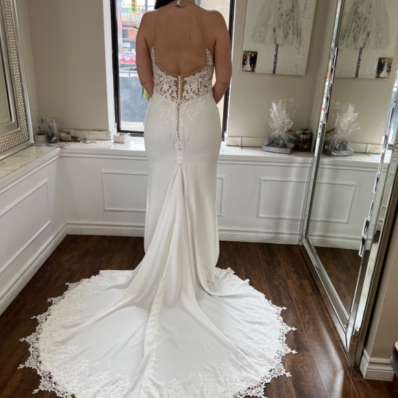 Lillian west wedding dress size 10 with alterations - Picture 3 of 3